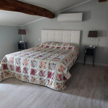 Maisonnette Saintes Esterno foto