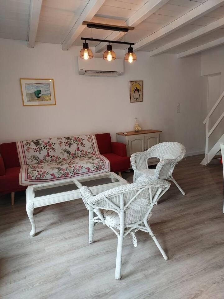 Maisonnette Saintes Esterno foto